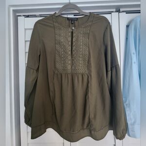 Banana Republic Green Boxy Blouse with Mandarin Collar